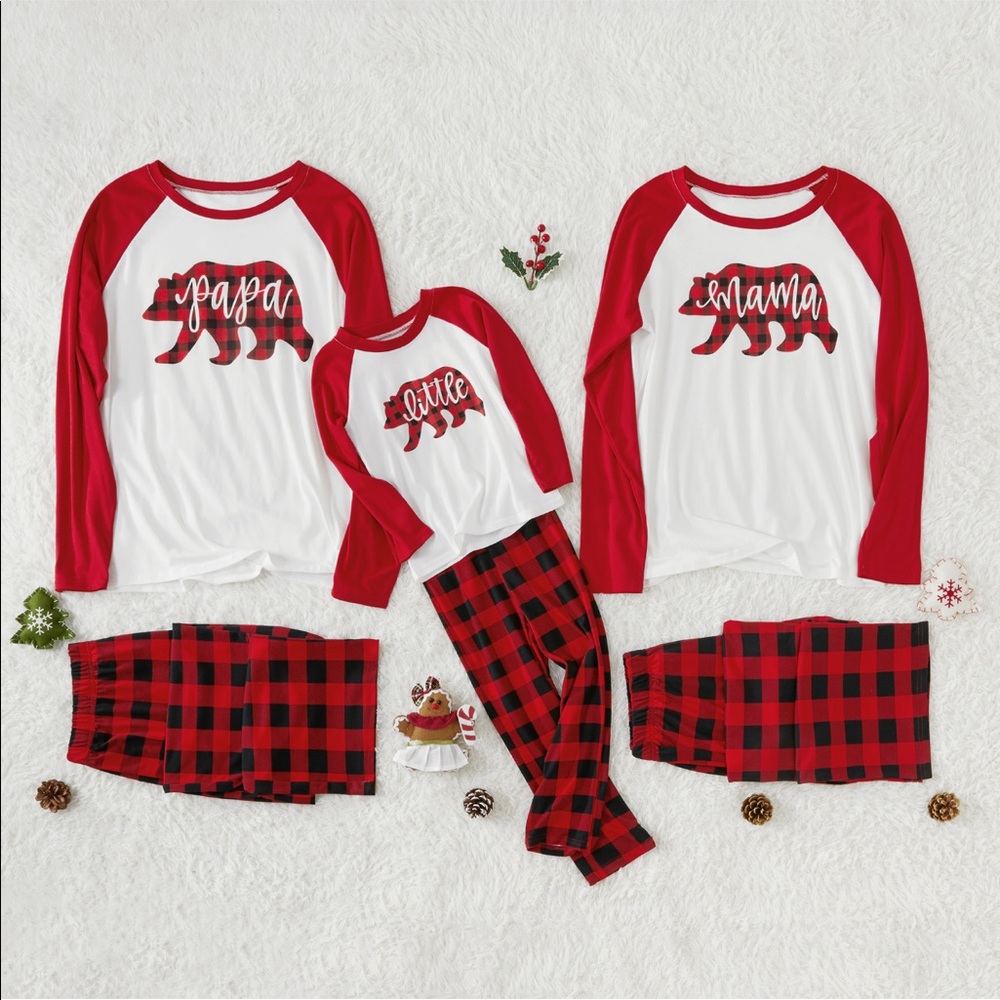 Sold‼️Family matching Christmas pajamas